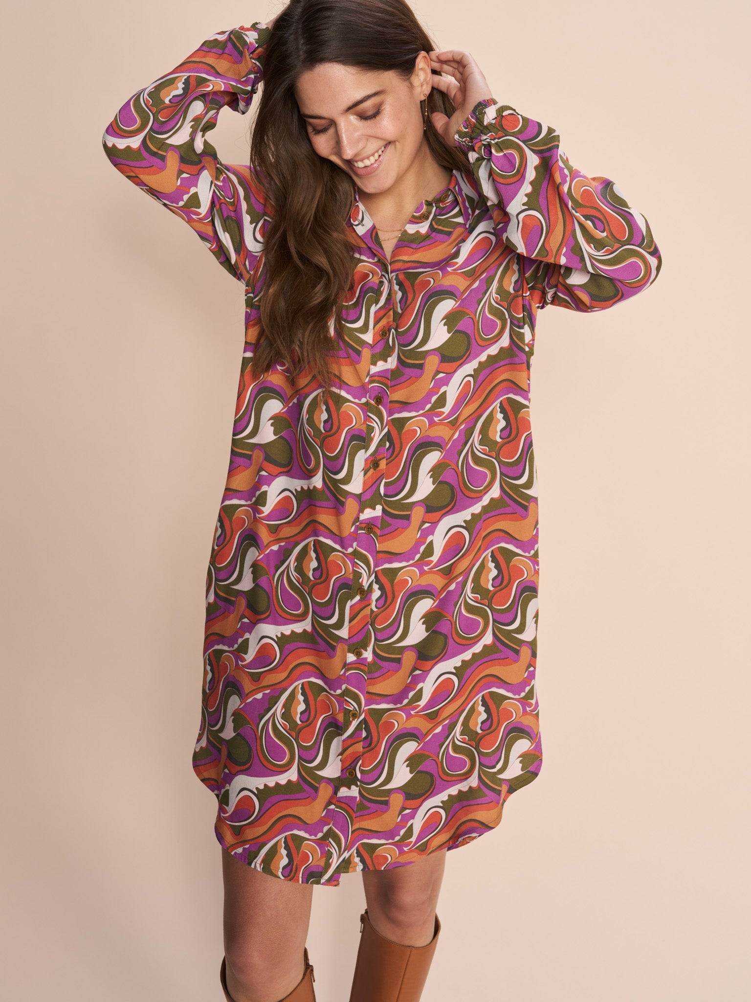 Modelshot / Vivid Viola / Detail